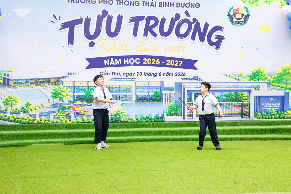 Sân chơi rộng rãi