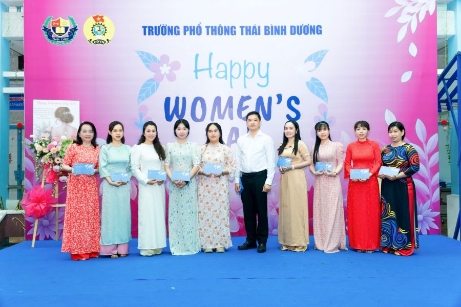 Chúc Mừng Ngày Quốc Tế Phụ Nữ 8/3