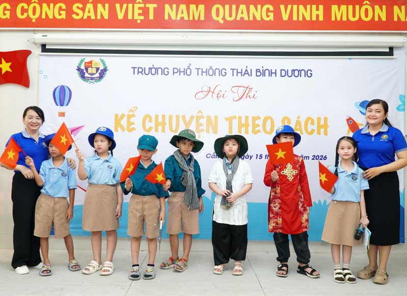 Sôi nổi hội thi kể chuyện theo sách cấp tiểu học tại trường phổ thông Thái Bình Dương