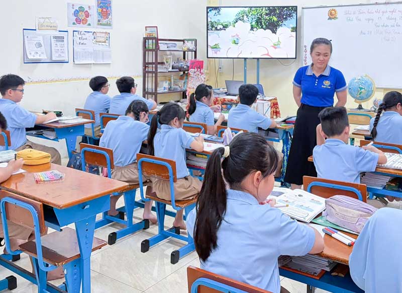 Khám phá vũ trụ cùng học sinh lớp 3 trường phổ thông Thái Bình Dương