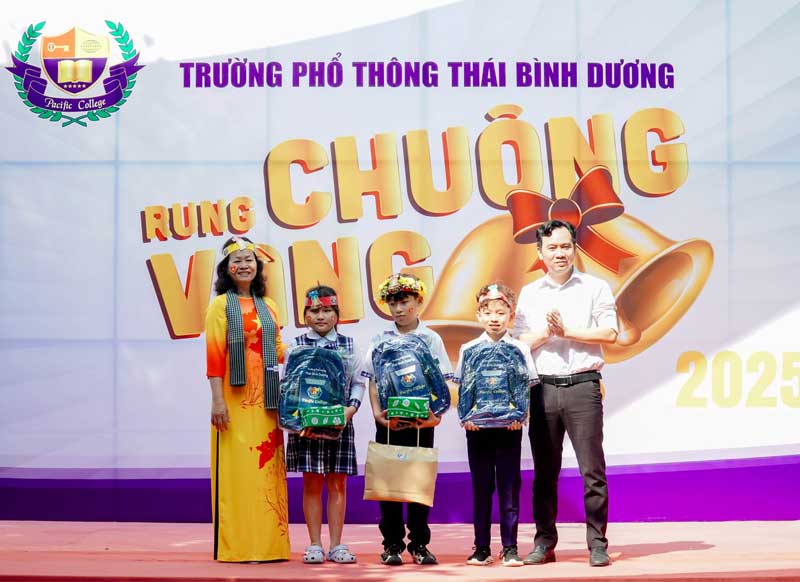 Rung chuông vàng - Hành trình khơi dậy tri thức