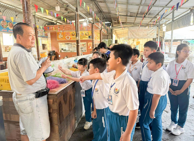Học sinh trường phổ thông Thái Bình Dương tham quan làng nghề hủ tiếu truyền thống 12-2025