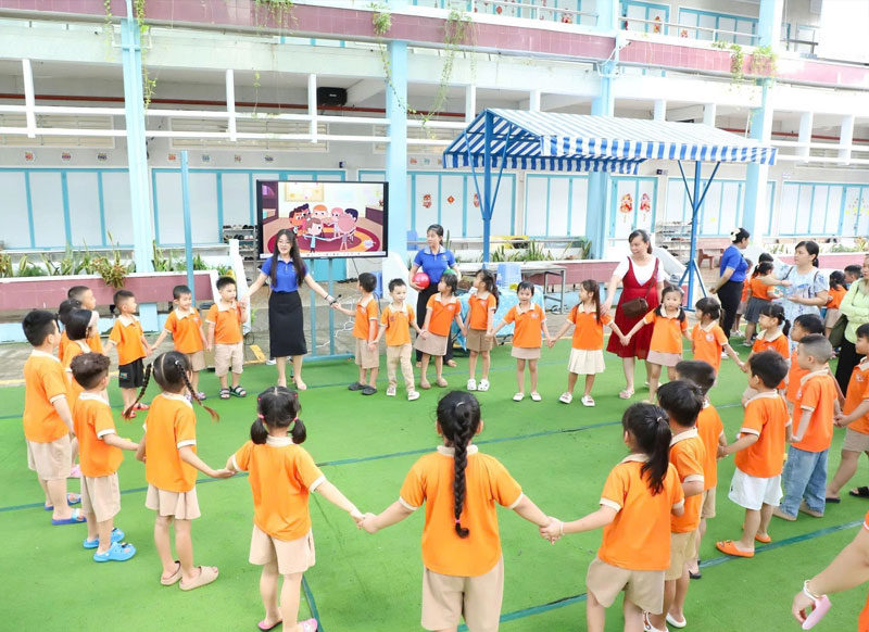 Các bé Mầm non Tuổi Thần Tiên trải nghiệm tại Trường Phổ thông Thái Bình Dương