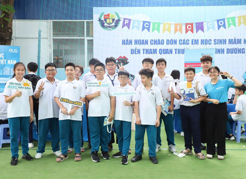 Chạm tay vào ước mơ du học